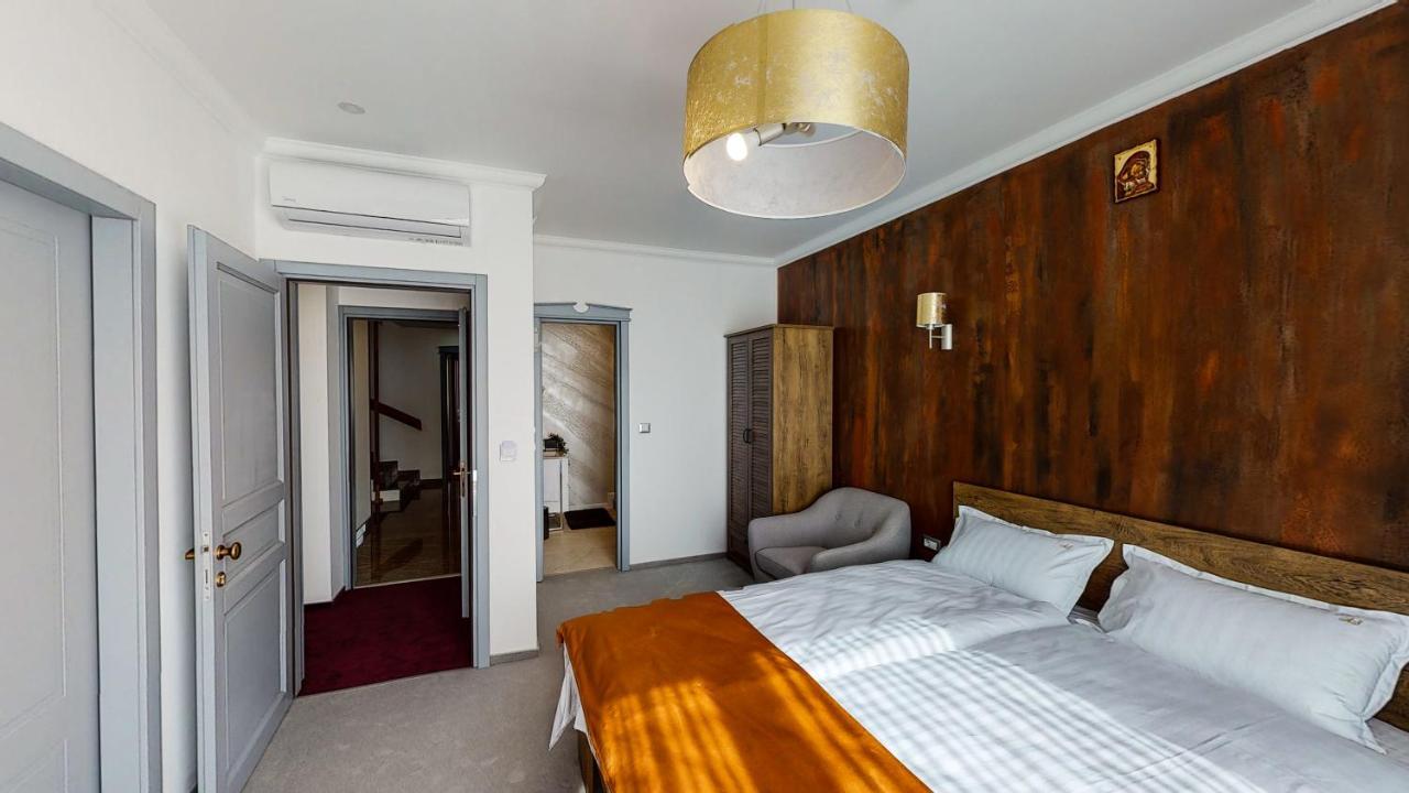 Hotel Angel Sofia Fălticeni Eksteriør billede